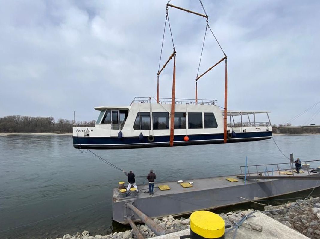 Poseidon Schiff